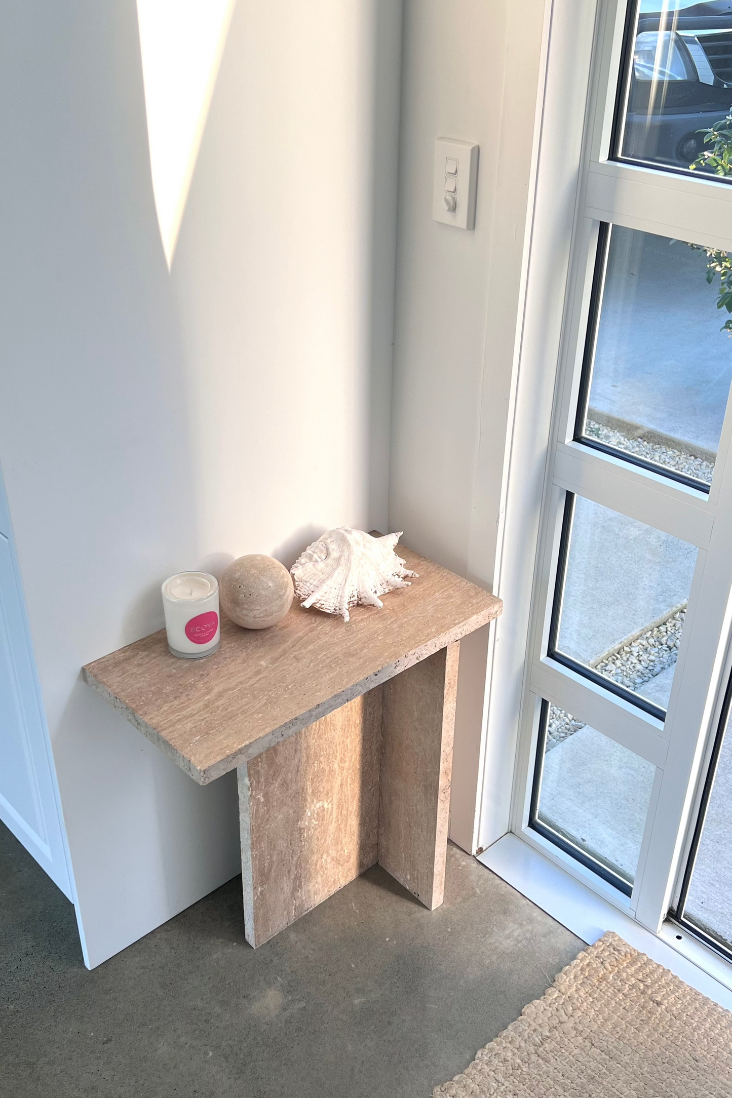 Entrata Travertine Table